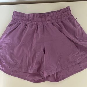 Lululemon track that size 8 shorts